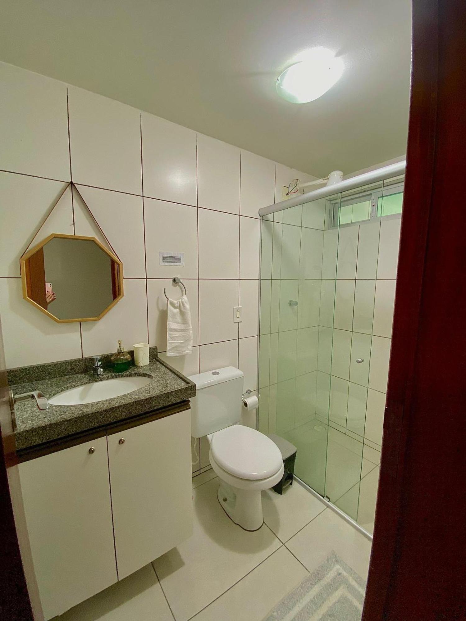 Apartamento Lotus Ar Cond Pertinho Fig E Centro การายุงส์ ภายนอก รูปภาพ